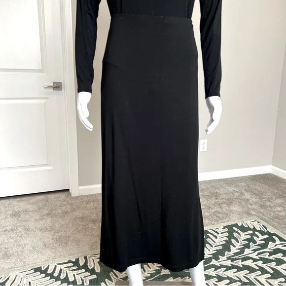J. Jill Black Midi Skirt w/ Modest Knee High Slit - Picture 4 of 6